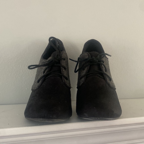 XOXO High heel shoes size 7.5 - Picture 4 of 7